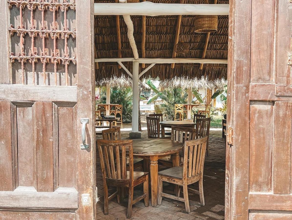 Monoloko Lodge Popoyo Luaran gambar