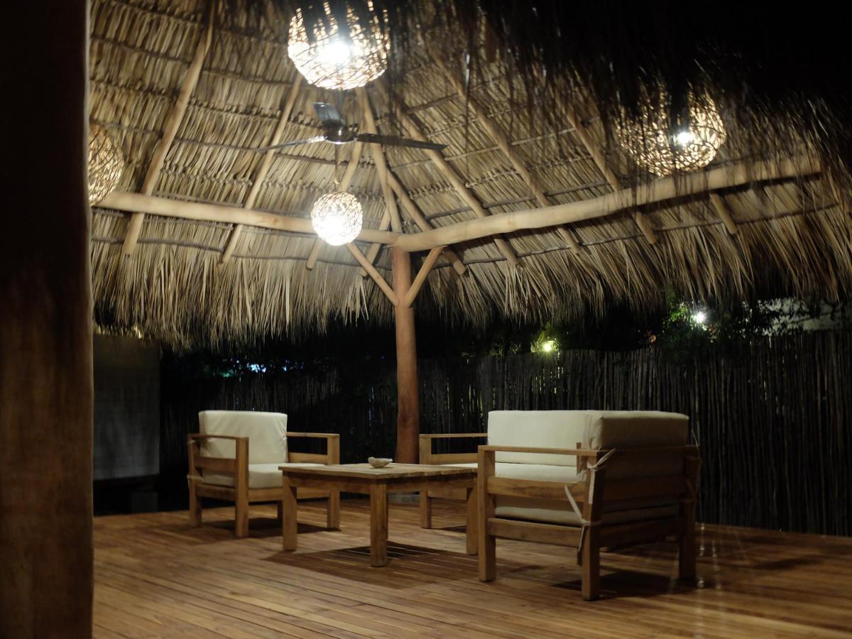 Monoloko Lodge Popoyo Luaran gambar
